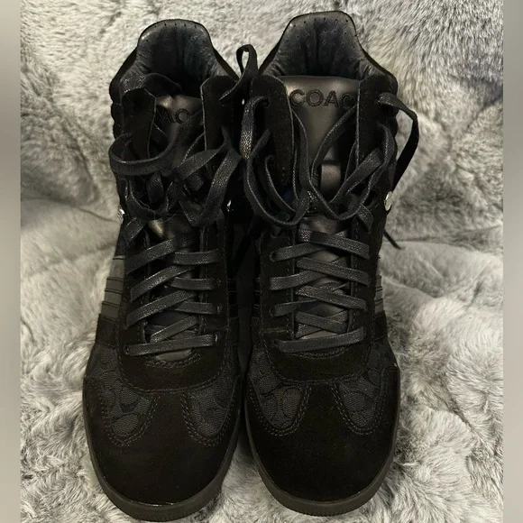 Coach Black Lace-Up Sneakers authentic, brand new never worn - Picture 3 of 7